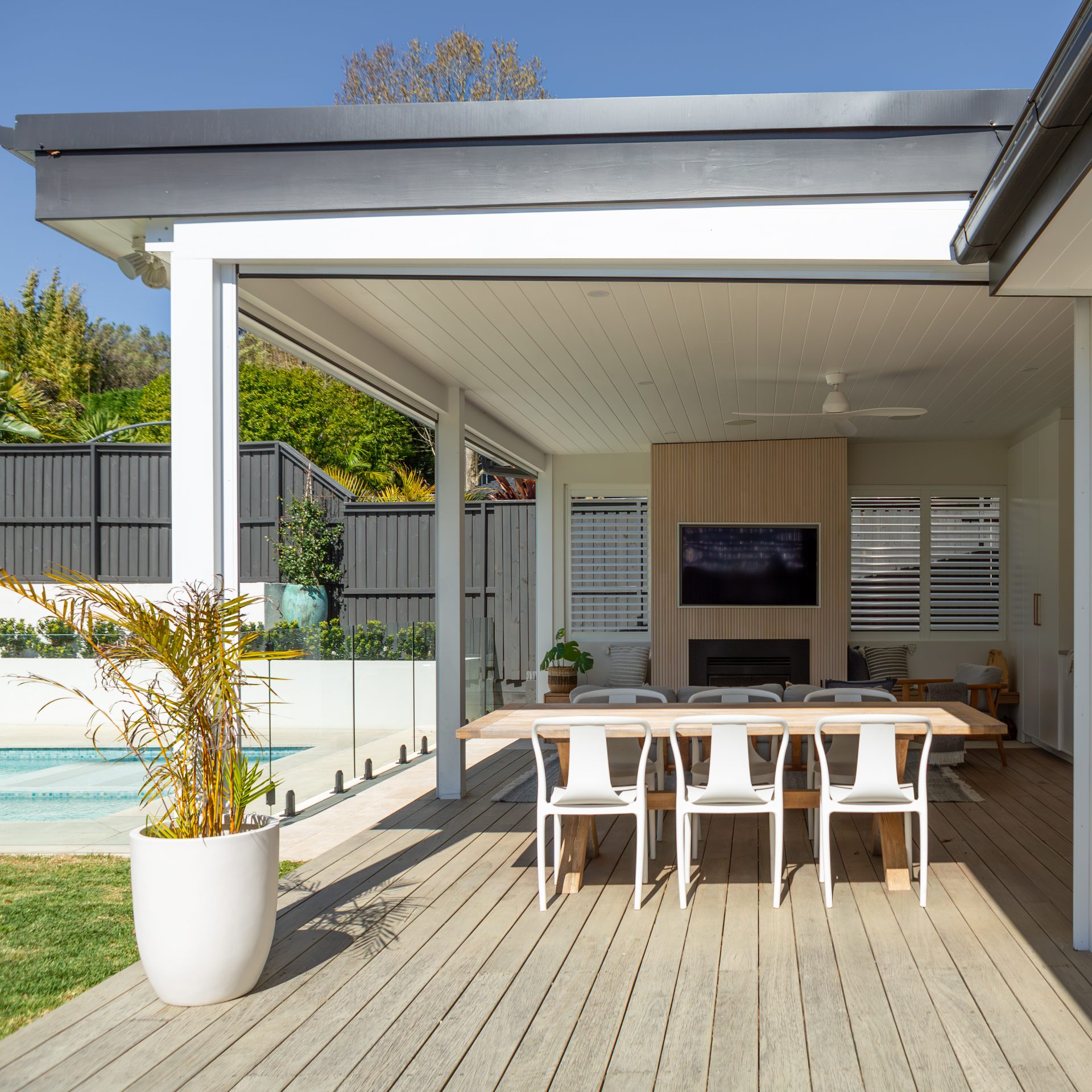 HAMLYNANDCO_PUSAN_ LRG-10